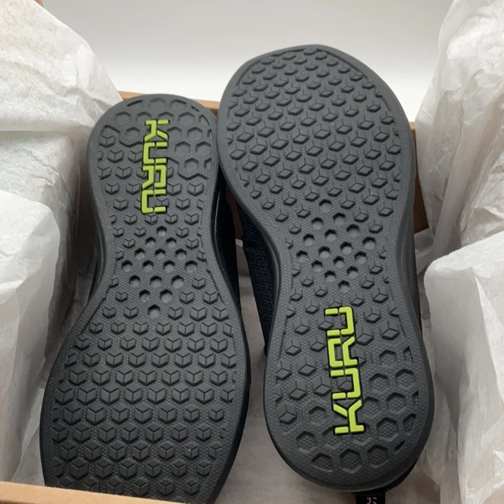 KURU ATOM‎ Waterproof Women's Black Sneakers size 9M